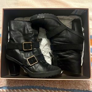 Juicy Couture Polly Black Pebbled Calf Boots, Leather Fur Lined Suede Booties 9